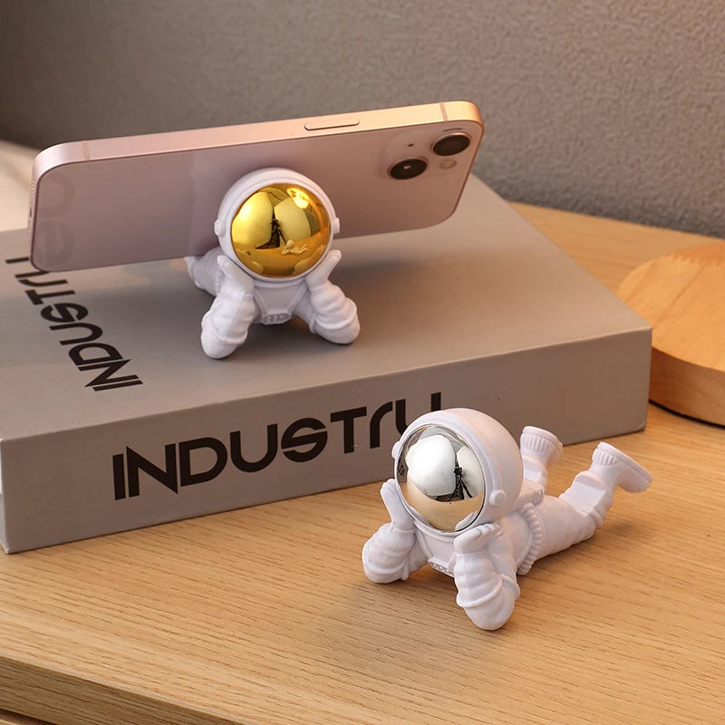 Astronaut Desktop Stand