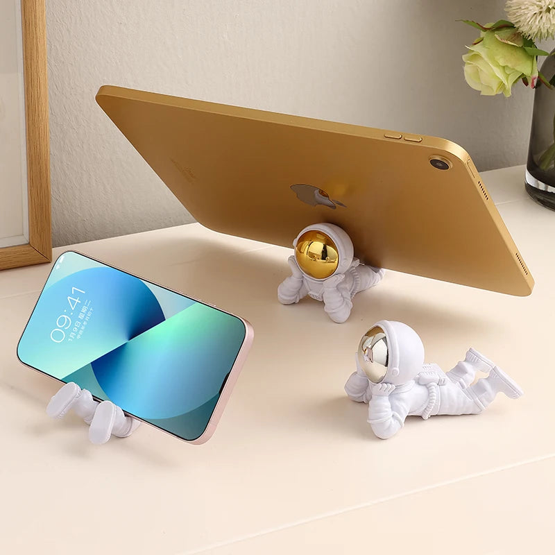 Astronaut Desktop Stand